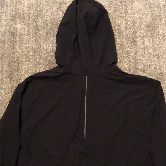 Lululemon Men’s 1/2 Zip Performance Hoodie - Picture 3 of 7